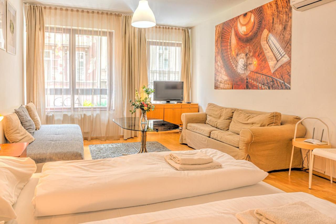 Central Downtown Apartments ブダペスト エクステリア 写真