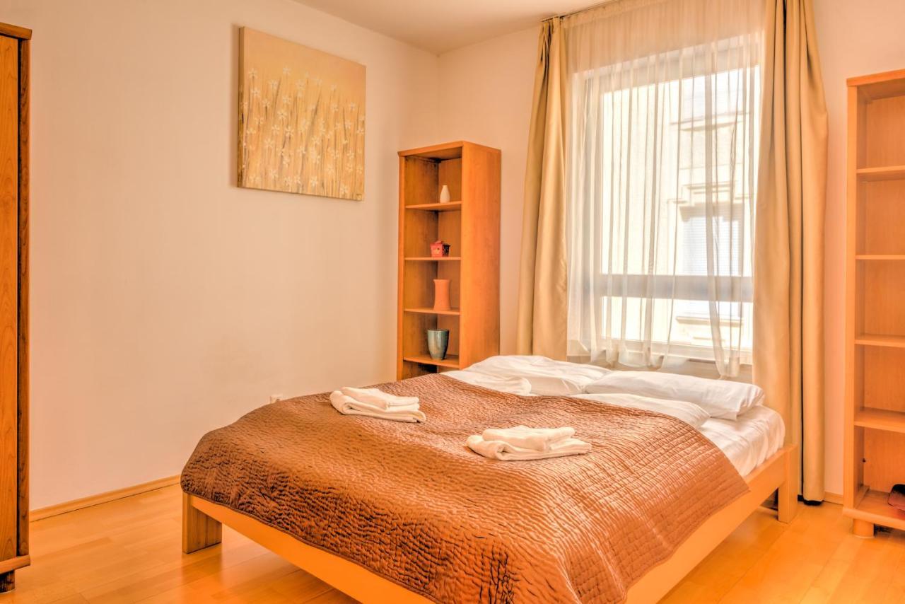 Central Downtown Apartments ブダペスト エクステリア 写真