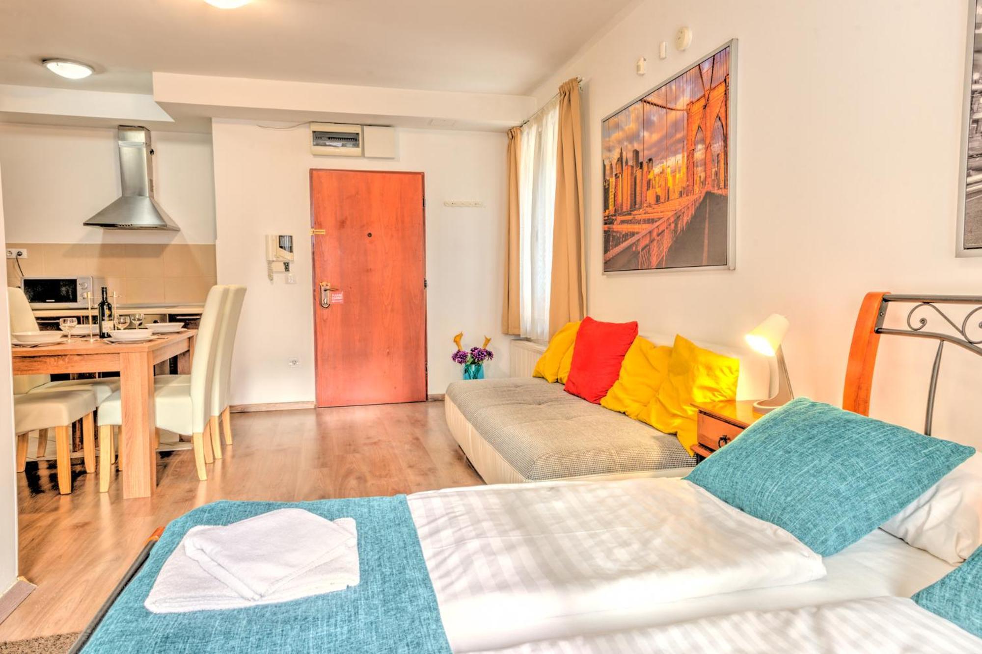 Central Downtown Apartments ブダペスト エクステリア 写真
